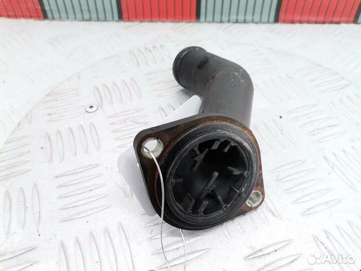 Корпус термостата seat Leon 2 2007 038121121D