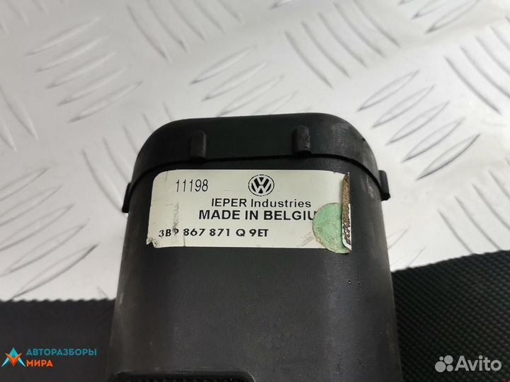 Шторка багажника Volkswagen Passat B5 1998