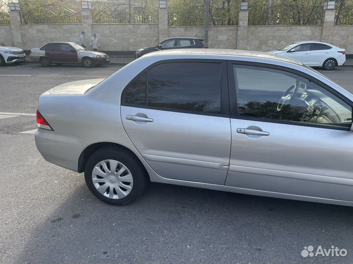 Mitsubishi Lancer 1.6 МТ, 2006, 205 000 км