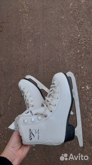 Коньки фигурные