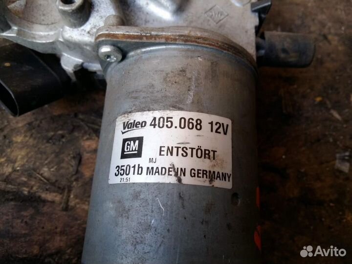 Моторчик стеклоочистителя передний Opel Corsa D 2