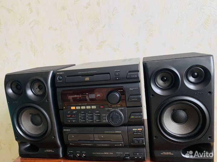 Центр Sony с bluetooth мощь