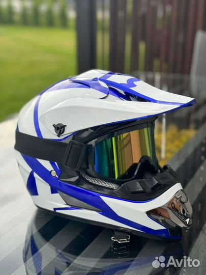 Кроссовый шлем