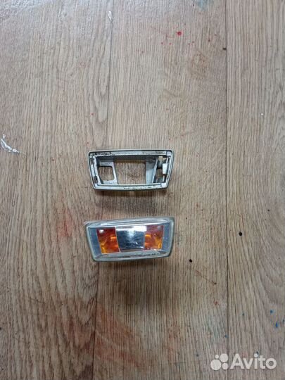 Повторитель поворота левый Опель Астра J GTC