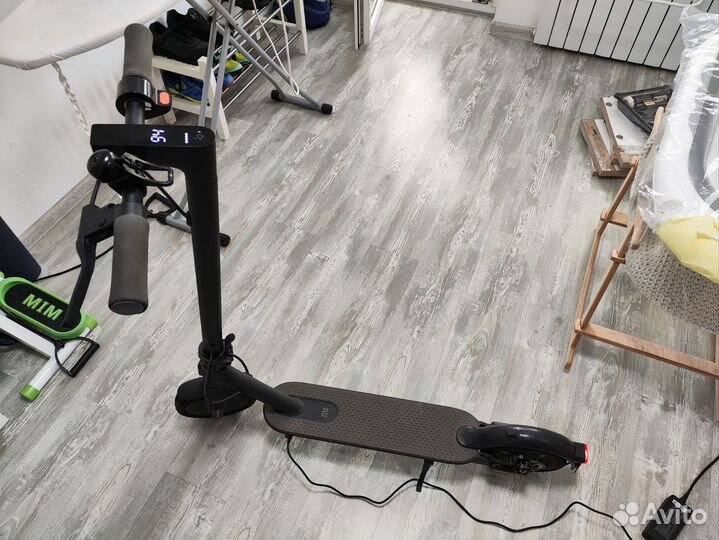 Электросамокат Xiaomi Electric Scooter Essential