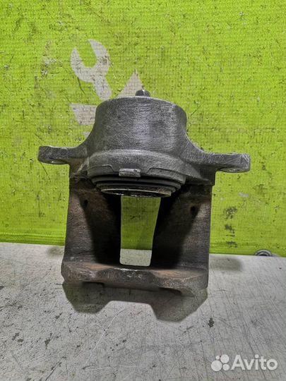 Суппорт передний левый Киа Оптима 3