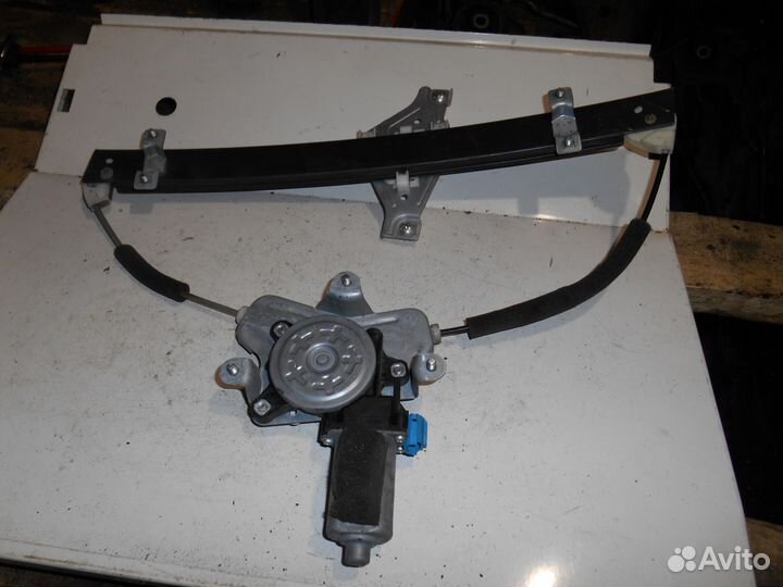 Стеклоподъемник передний левый Chevrolet Lacetti
