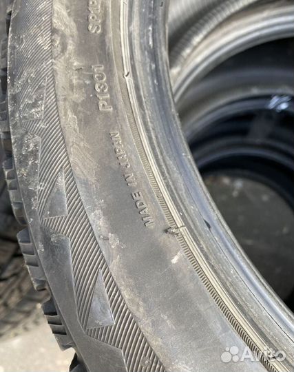 Bridgestone Blizzak Spike-01 205/50 R17