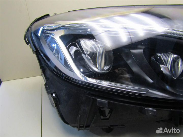 Фара правая Mercedes Benz GLC-Class X253 2015