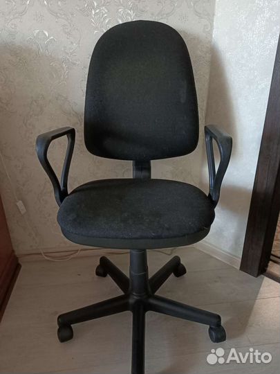 Компьютерное кресло