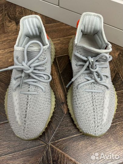 Кроссовки Yeezy boost