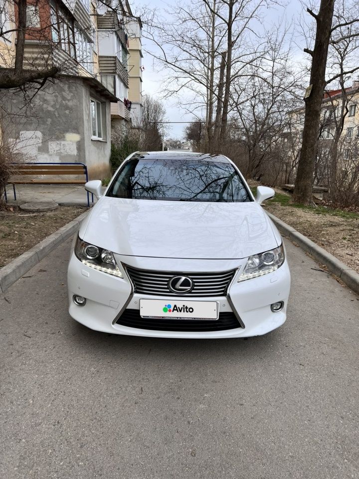 Lexus ES: фото владельца