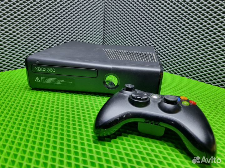Microsoft Xbox 360 250Gb 1джойстик