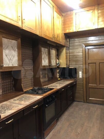 Дом 248 м² на участке 10 сот.