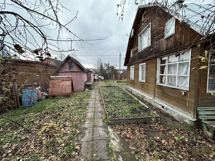 Дача 90 м² на участке 8 сот.