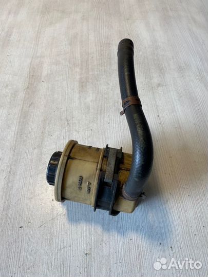 Бачок гидроусилителя Renault Megane 1 K4MA700