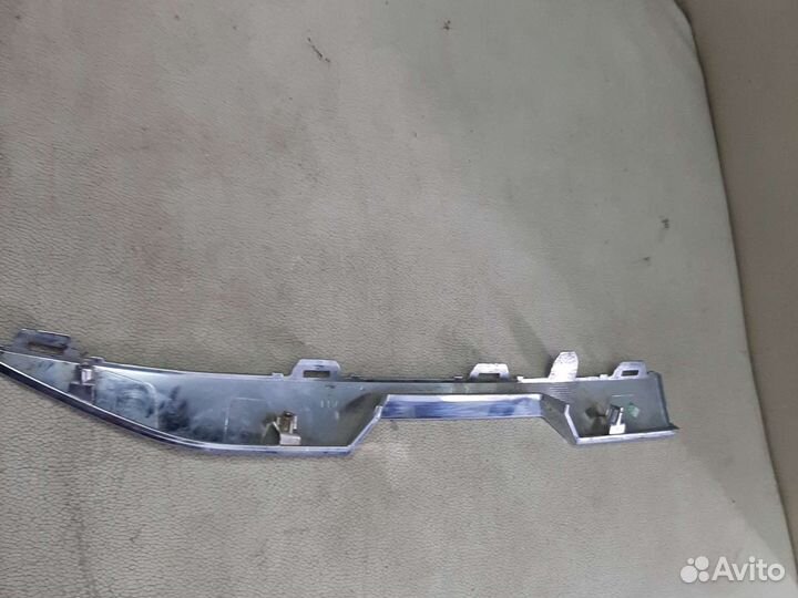 Хром накладка переднего бампера Haval F7