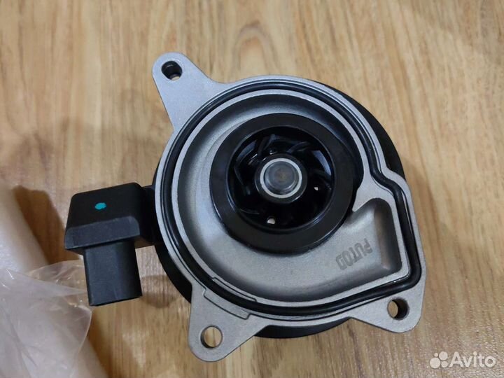 Насос VAG 1.4 TSI 03C121004J