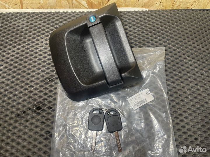 Ручка двери левая Man Tga 2023