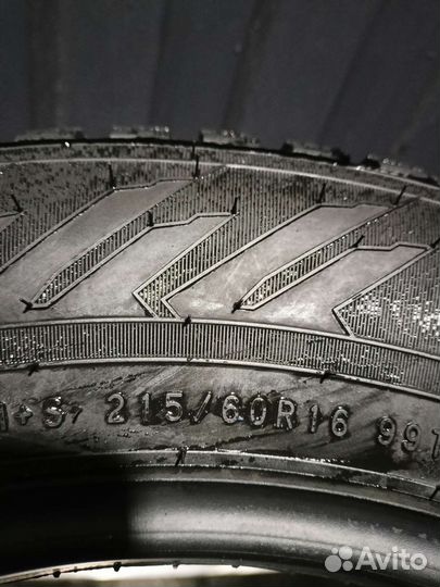 Nokian Tyres Nordman 8 215/60 R16