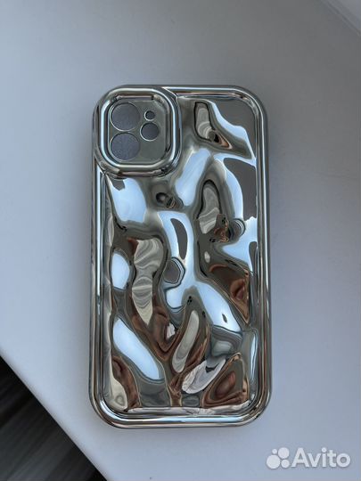 Чехол на iPhone 11