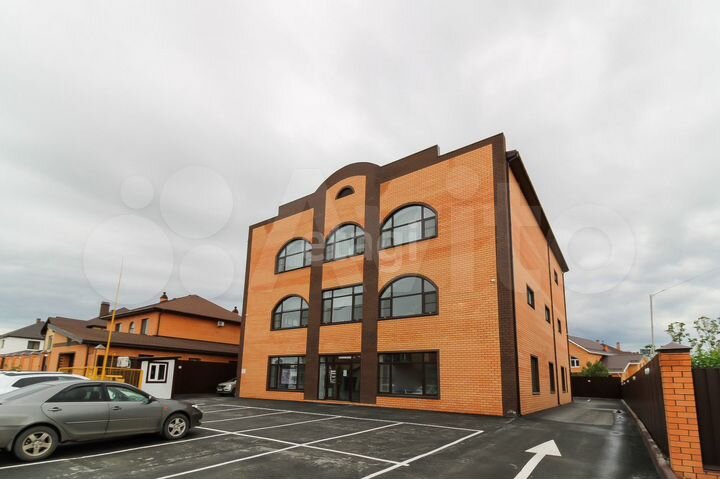 Продам помещение свободного назначения, 1000 м²