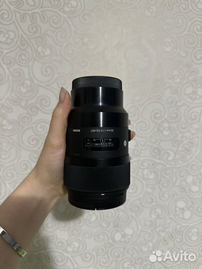 Объектив Sigma AF 35mm f/1.4 DG HSM Art Sony E