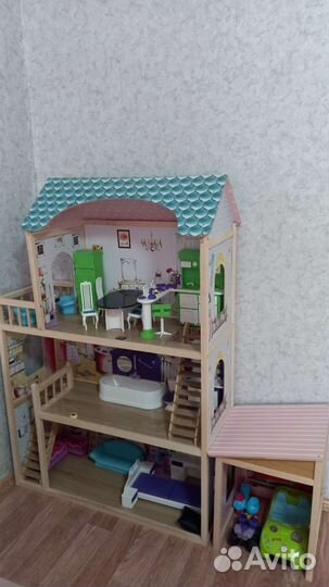 Домик кукольный