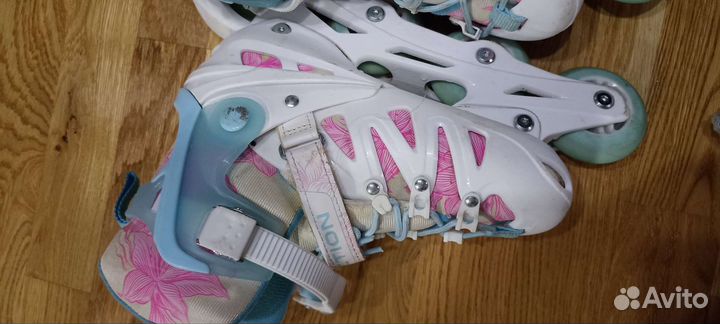 Роликовые коньки с защитой и шлемом