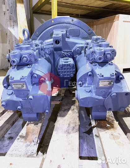 Основной насос Hitachi ZX350K-3 9256100