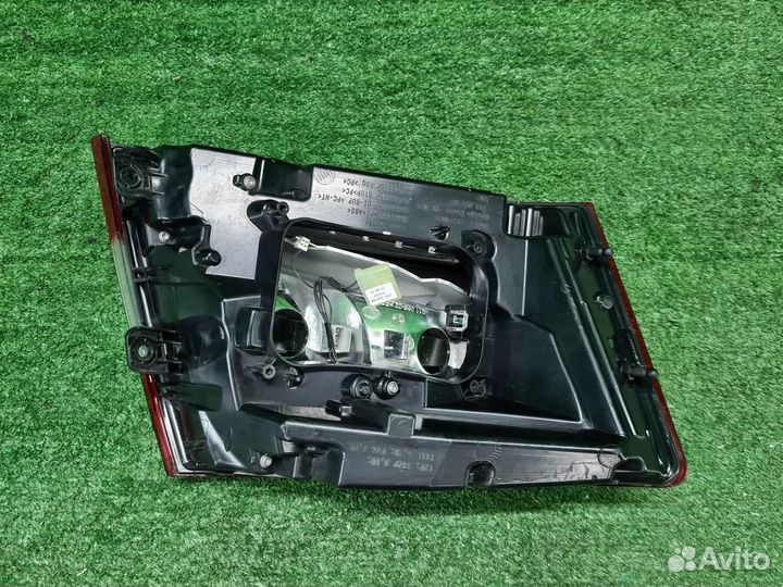 Фонарь задний правый Skoda Octavia