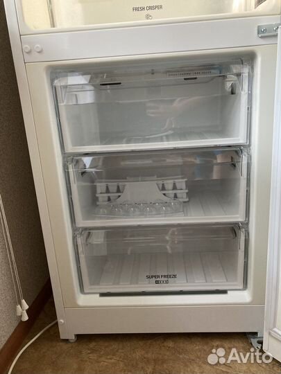 Холодильник hotpoint ariston HF 4180 W