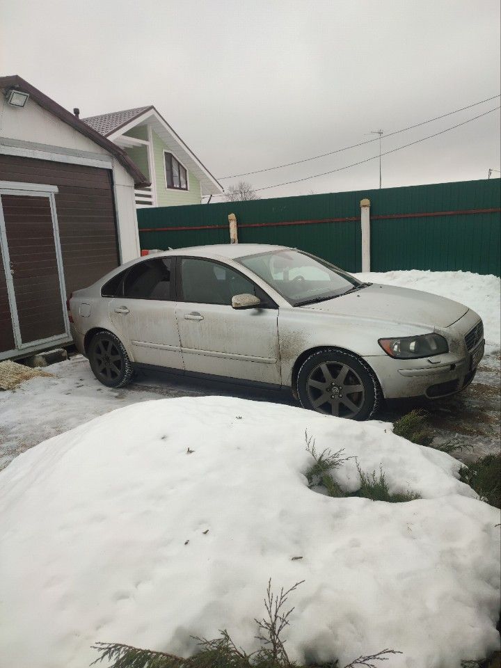 Volvo S40: фото владельца