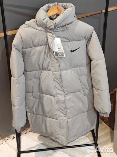 Пуховик Nike женский