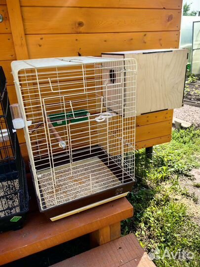 Большая клетка для птиц