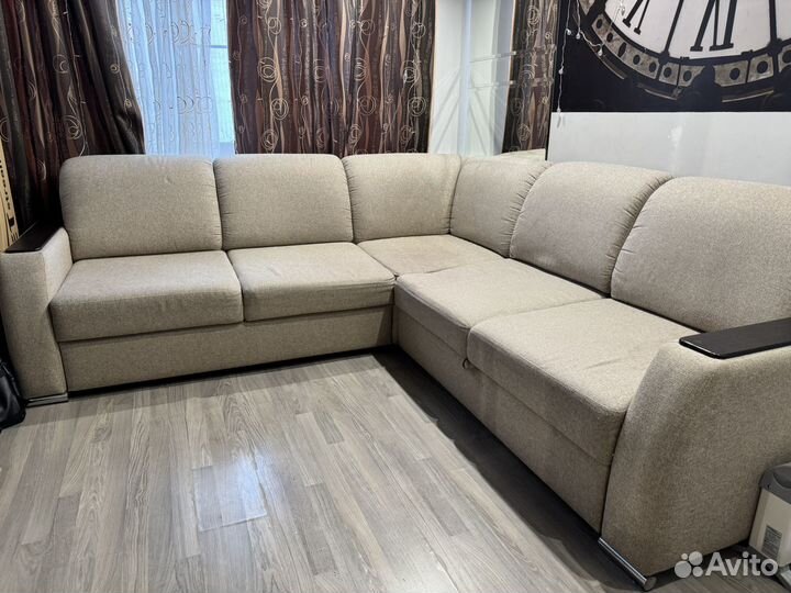 Угловой диван