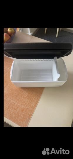 Хлебница tupperware