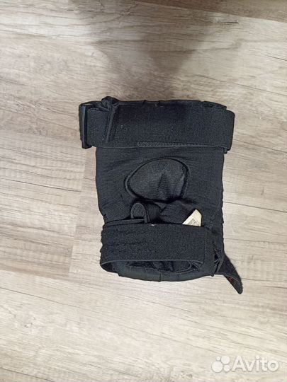 Наколенники детские