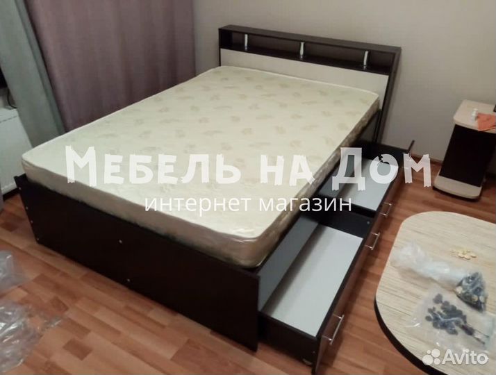 Кровать двухспальная