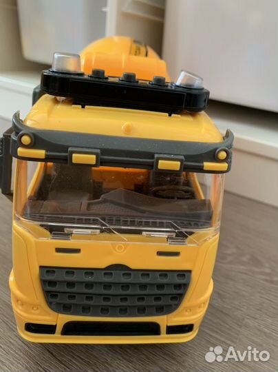 Бетономешалка игрушка