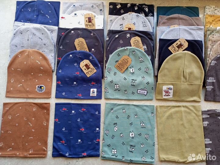 Трикотажная шапка и снуд