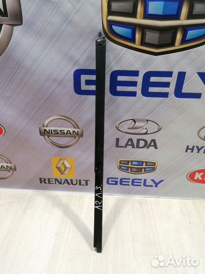 Направляющая стекла Renault logan 2 Лев