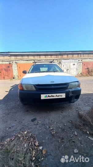 Nissan AD 2.2 МТ, 2001, 100 000 км