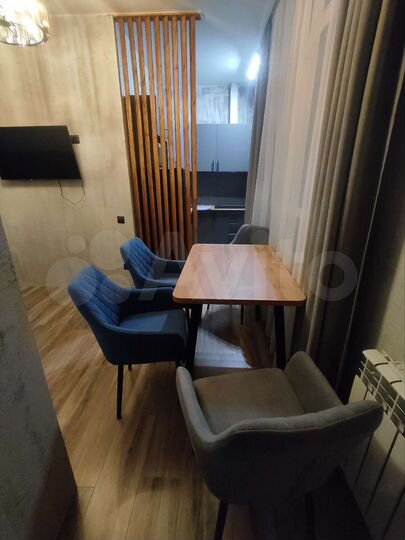 2-к. квартира, 35 м², 3/3 эт.