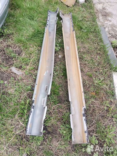 Накладки порогов AMG CLK 209