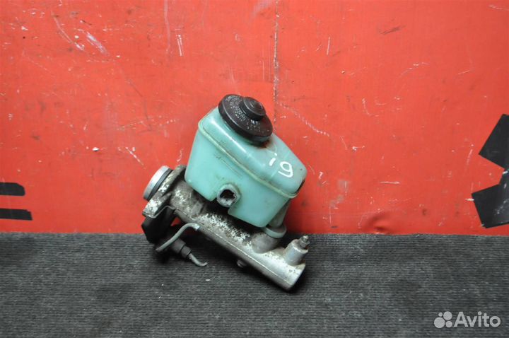Главный тормозной цилиндр toyota land cruiser PR