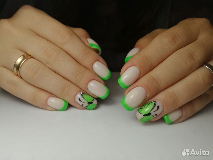 Маникюр, педикюр, наращивание ногтей