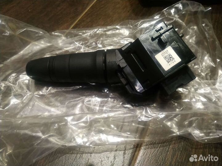 Nissan X-trail переключатель поворотов