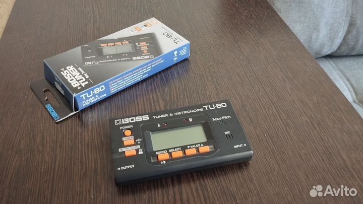Тюнер и метроном boss TU-80