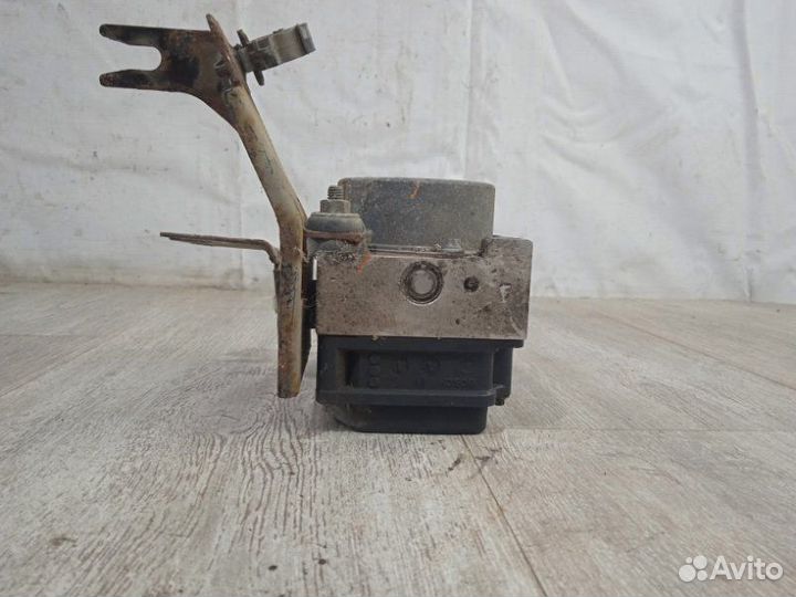 Блок ABS (насос) Renault Duster HSA K4M 2013